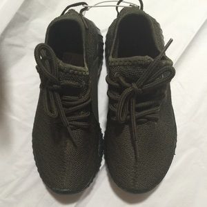 Kids shoes size 13 New with tag.